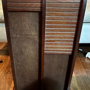 Mueble Organizador Vintage de Madera para CDs y DVDs con Puerta Persiana - imagen 2