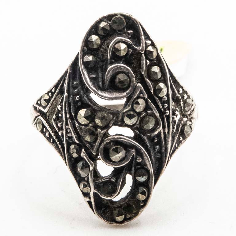 Anillo de Plata con Marquesitas
