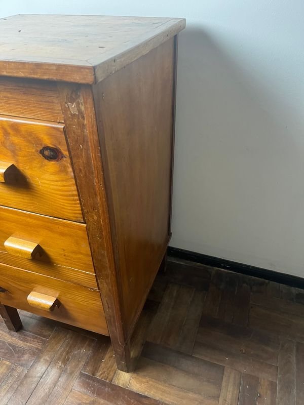 Cajonera de madera con tres cajones - imagen 6