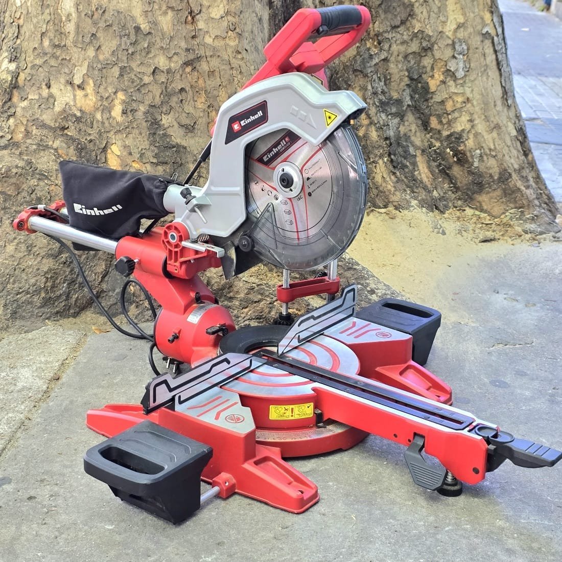 Item lote-08-ingletadora-telescopica-einhell-expert - Image 1