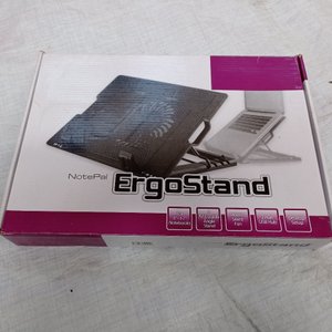Cuatro piezas: set de especias con 2 frascos rotos + camara wifi + rodillo para pintar + soporte para netbook - imagen 6