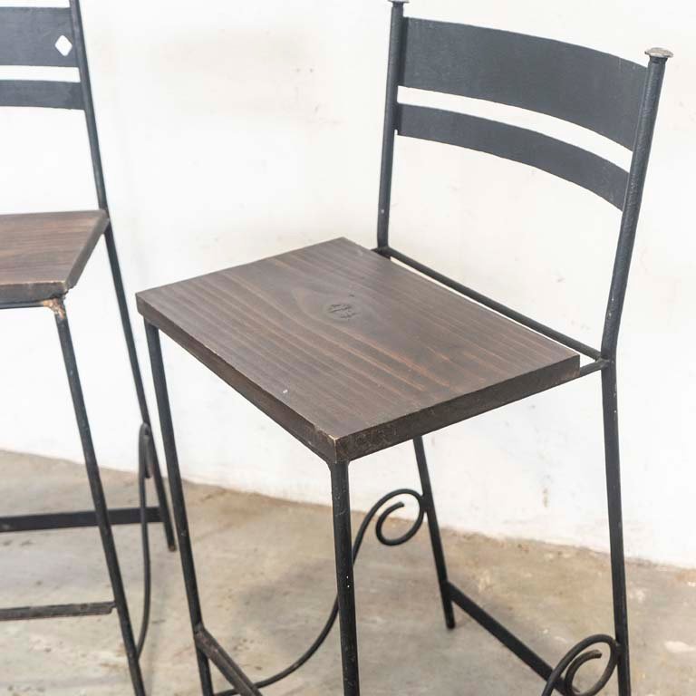 Sillas altas rústicas de madera y metal para interior o exterior - imagen 2