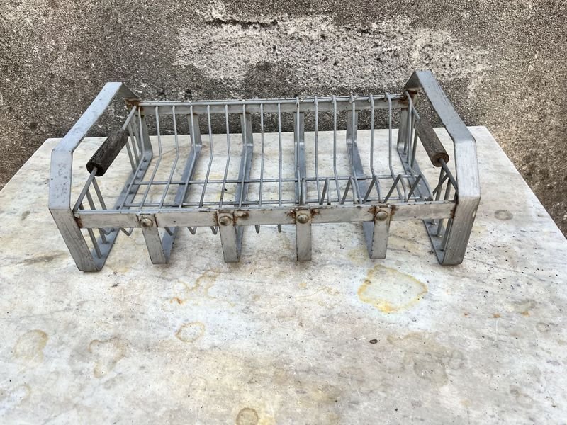 Lote anterior: Antiguo escurridor de platos de hierro remachado para venta