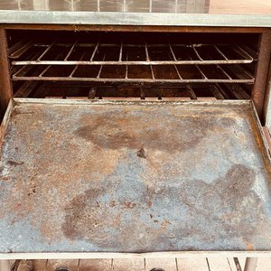 Horno Pizzero Profesional a Gas con Ladrillos Refractarios - imagen 6