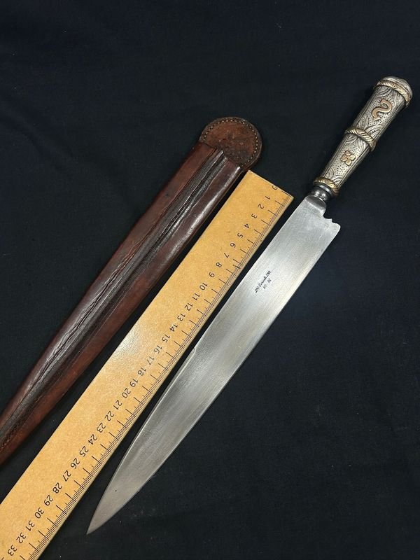 Cuchillo Sarandi 250: Un cuchillo de plata y oro centenario - imagen 7