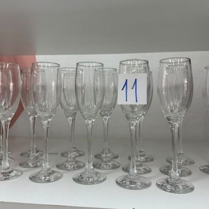 23 Copas de Vidrio Altas Nuevas - imagen 1
