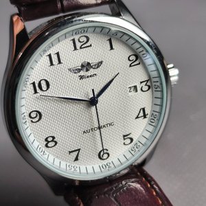 Lote siguiente: Reloj Winner Automático de Pulsera para Hombre