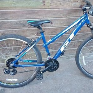 Bicicleta GT Laguna Rodado 26 con Cambios - imagen 3