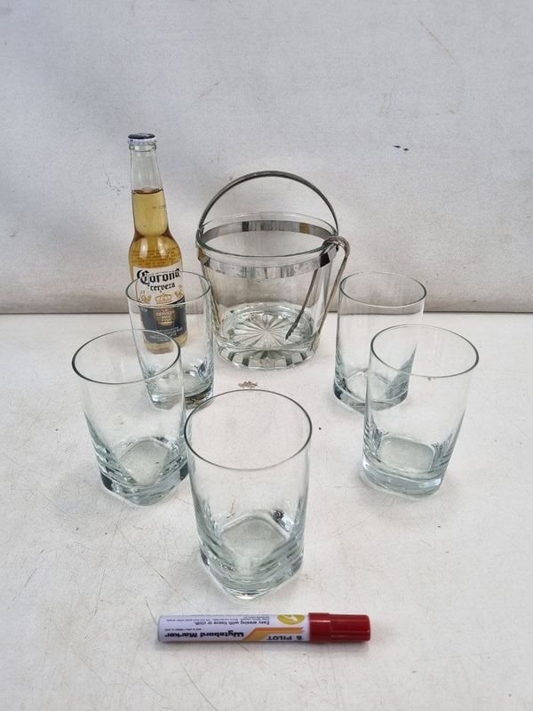 Set de 6 Vasos de Vidrio y Balde para Hielo con Asa Metálica