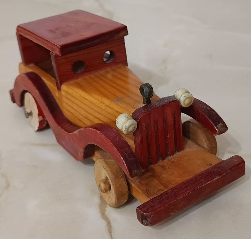 Cachila decorativa en madera - imagen 4