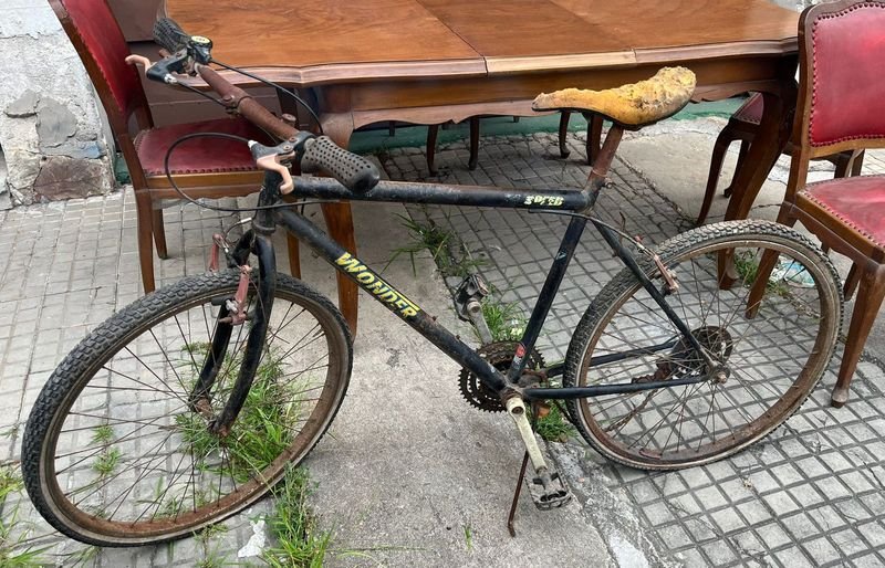 Item 868930 - Image 0