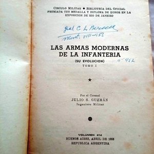 Lote de 2 Libros Militares "Circulo Militar-Biblioteca del Oficial" - General Berisso - imagen 3