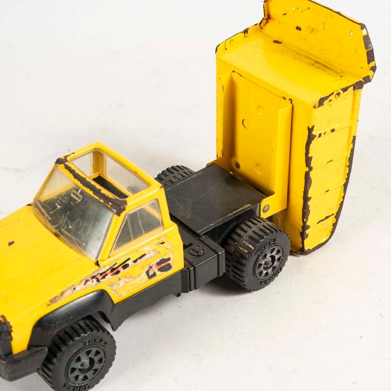 Camión Tonka de chapa y plástico para niños - imagen 2