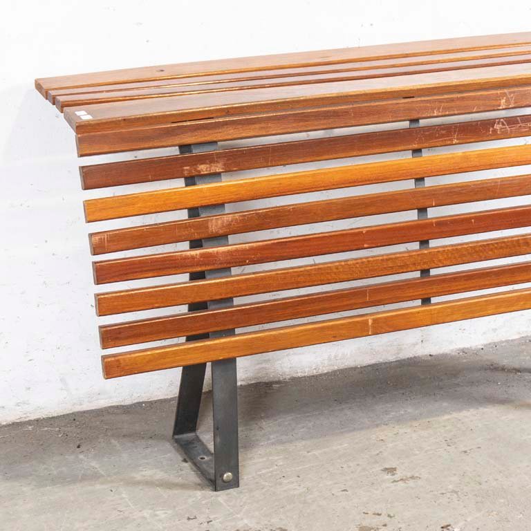 Banco de madera y metal para amurar - imagen 2