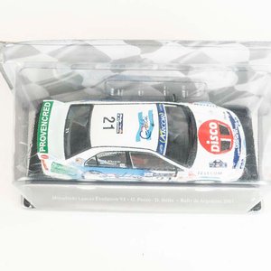 Auto Mitsubishi Lancer Evolution VI G. Pozz - D. Stillo Rally de Argentina 2001 escala 1/24 en su estuche original. - imagen 2