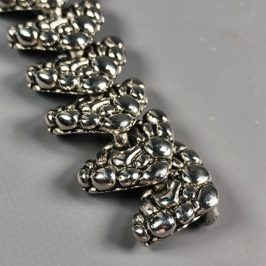 Item 16327 - Image 3