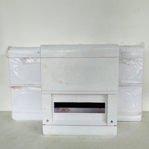 Lote de 3 Tableros Eléctricos de Plástico Blanco - imagen 1