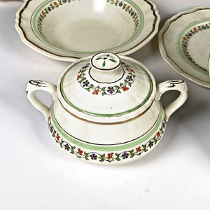 Set de 7 Piezas de Loza Inglesa Alfred Meakin: Bandejas, Centro, Azucarero y Lechera - imagen 4