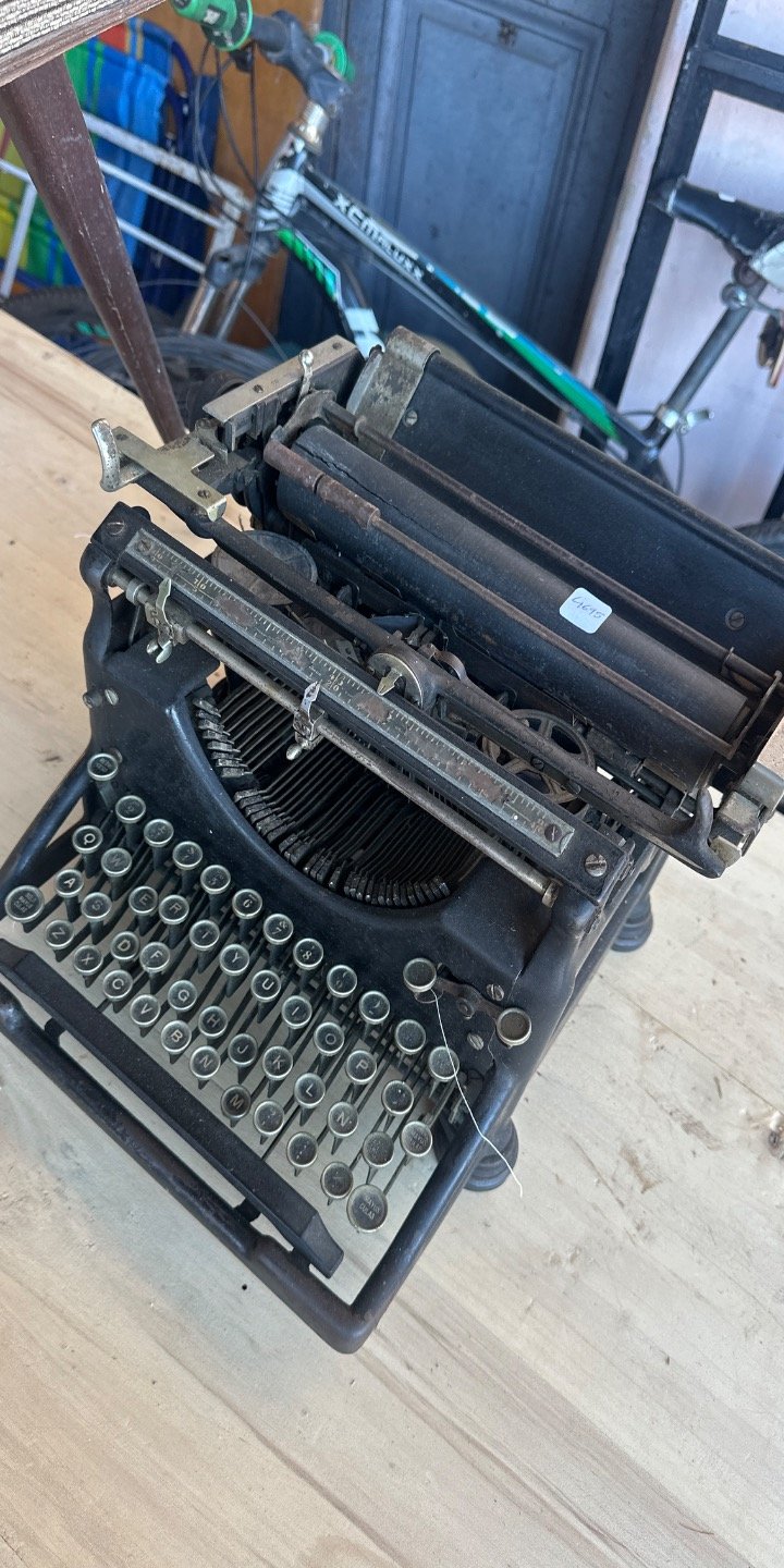 Item 63201 - Image 0