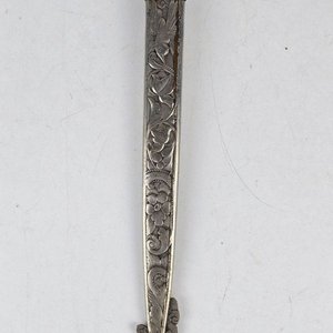 Vaina de Cuchillo Criollo con Grabados Florales y de Aves - imagen 2