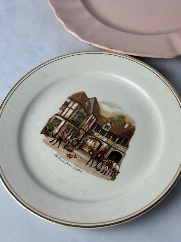 Platos de porcelana antiguos de diferentes orígenes - imagen 10