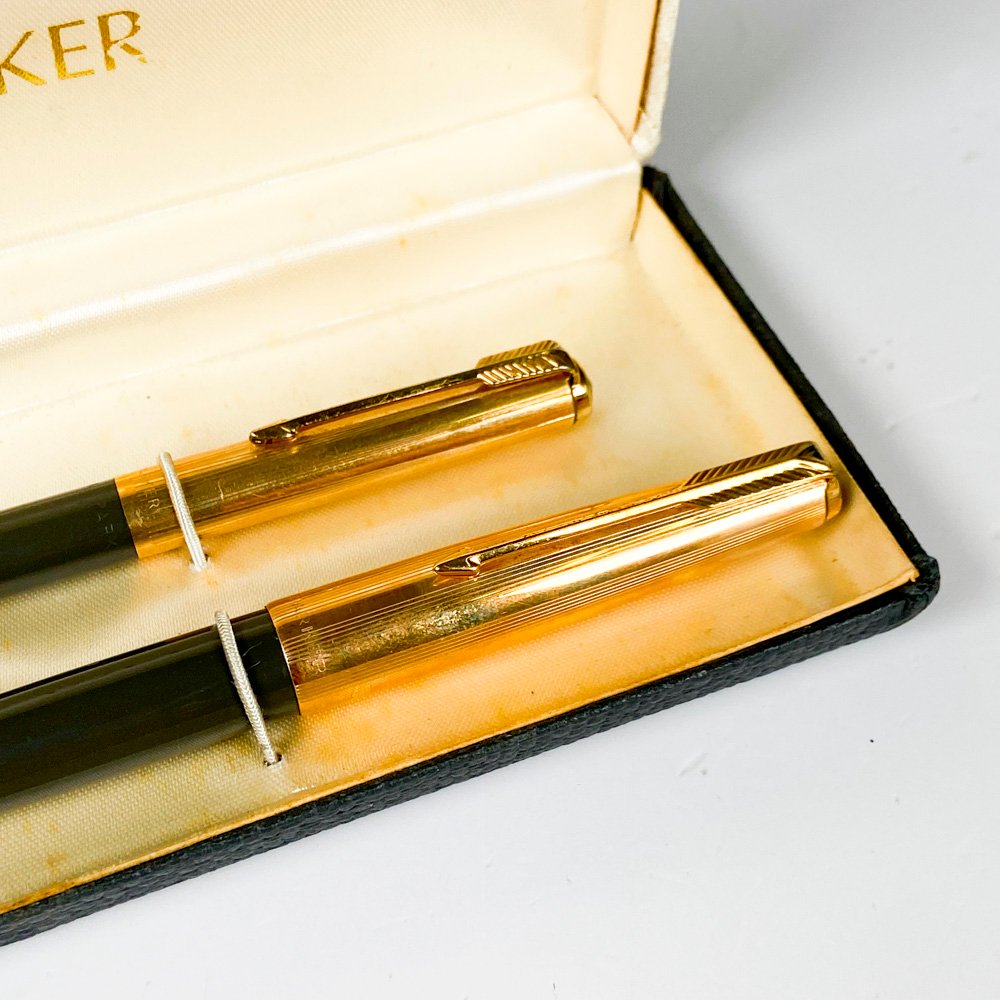 Juego de lapiceras Parker y pluma con estuche - imagen 3