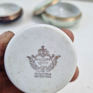 Conjunto de 4 Piezas: Alhajeros y Mini Tetera Decorativa en Porcelana Limoges y Tsuji - imagen 4