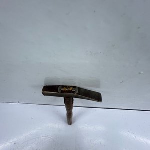 Martillo de Tapicero con Mango de Madera - imagen 5
