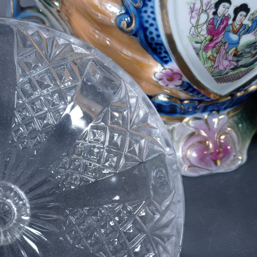 Potiches y Bomboneras de Porcelana y Vidrio con Diseño Ornamental - imagen 5