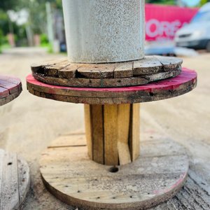 Dos Carreteles Grandes de Madera para Cables - imagen 3