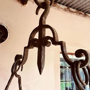Araña de Hierro Antigua con 6 Portavelas - imagen 2
