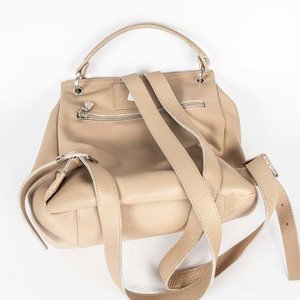 Mochila Garnié de Cuerina Beige con Llave y Cierres - imagen 2