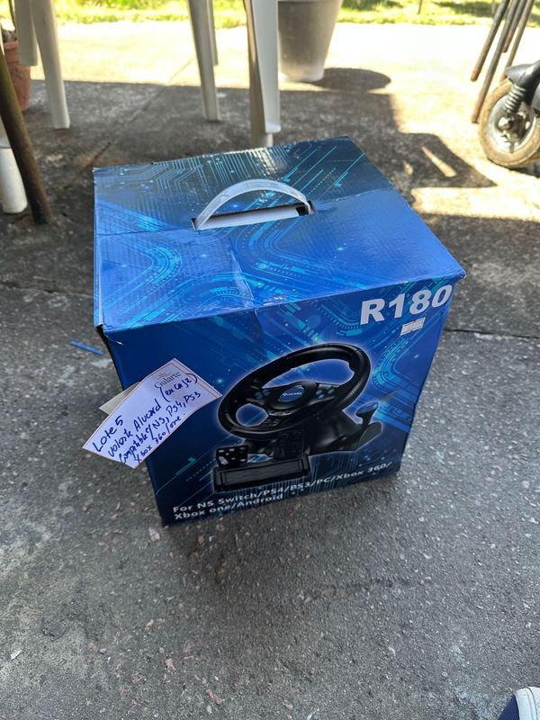 Volante ALUCAR para juegos en caja sin uso con pedales - imagen 9