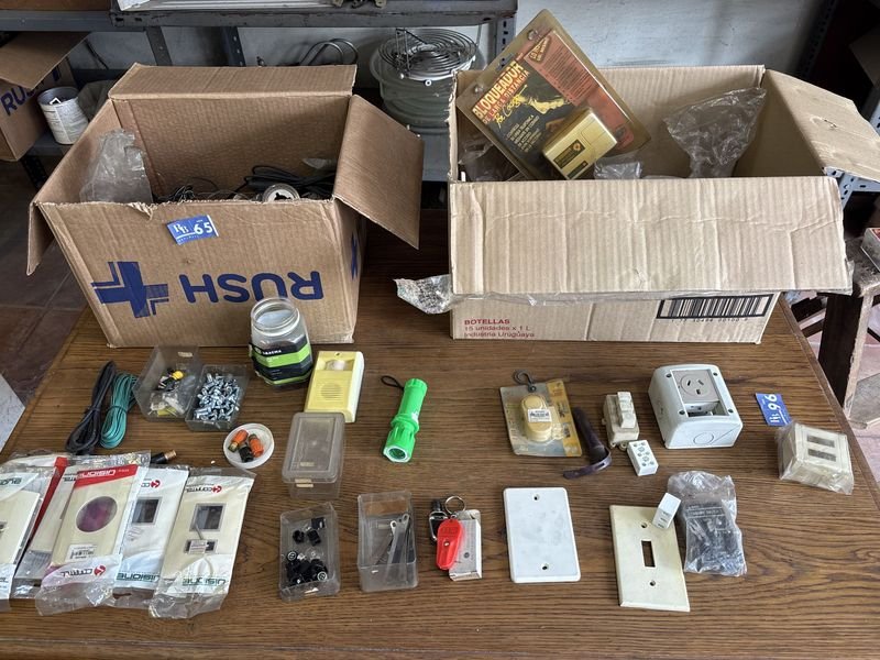 Lote anterior: Componentes electrónicos y accesorios en venta