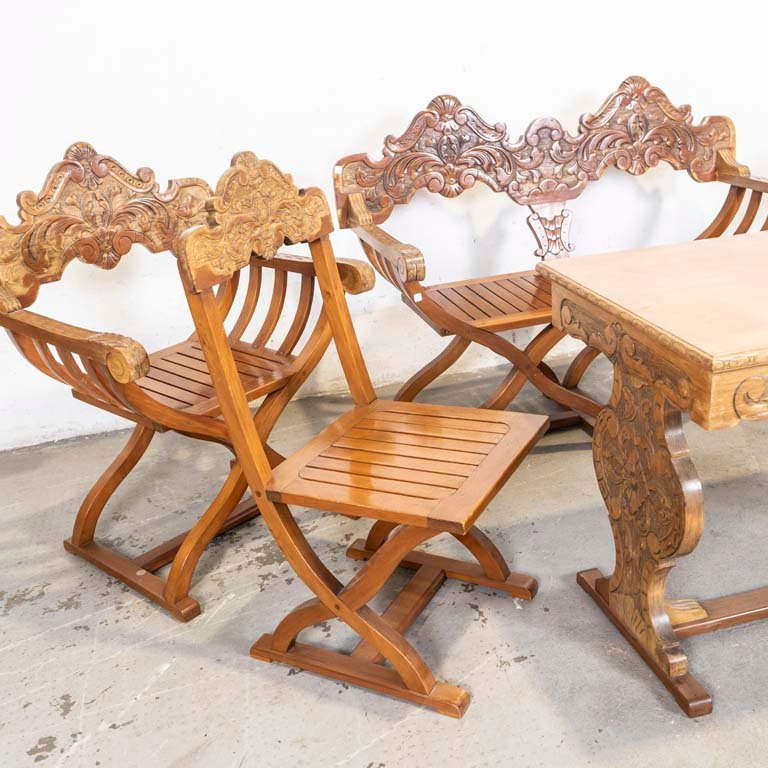 Muebles de estilo veneciano tallados en madera - imagen 2