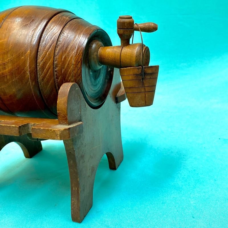 Antigua Licorera en Madera para Servir o Medir - imagen 6
