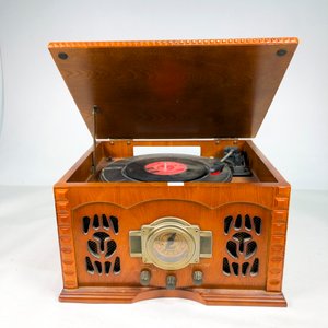 Lote siguiente: Tocadiscos Vintage en Caja de Madera con Radio AM/FM y CD