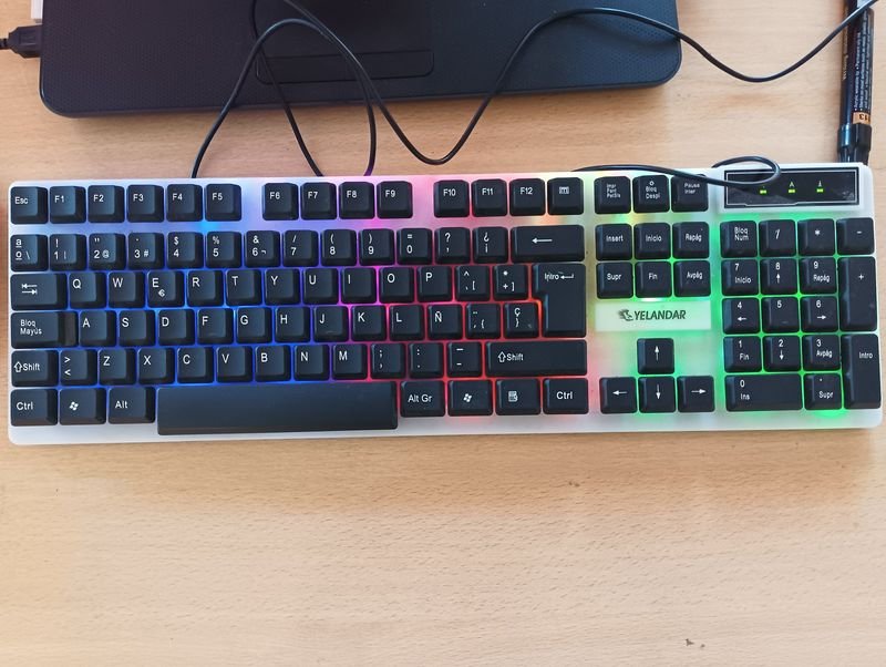 Lote de dos teclados nuevos y de alta calidad - imagen 9