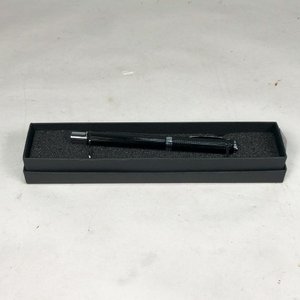 Lote anterior: Lapicera Elegante de Metal Negra con Estuche