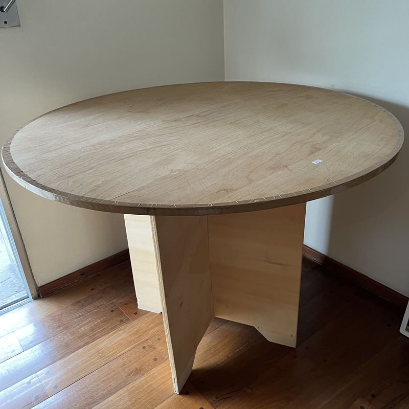 Mesa de vestir con mantel de brocato - imagen 2
