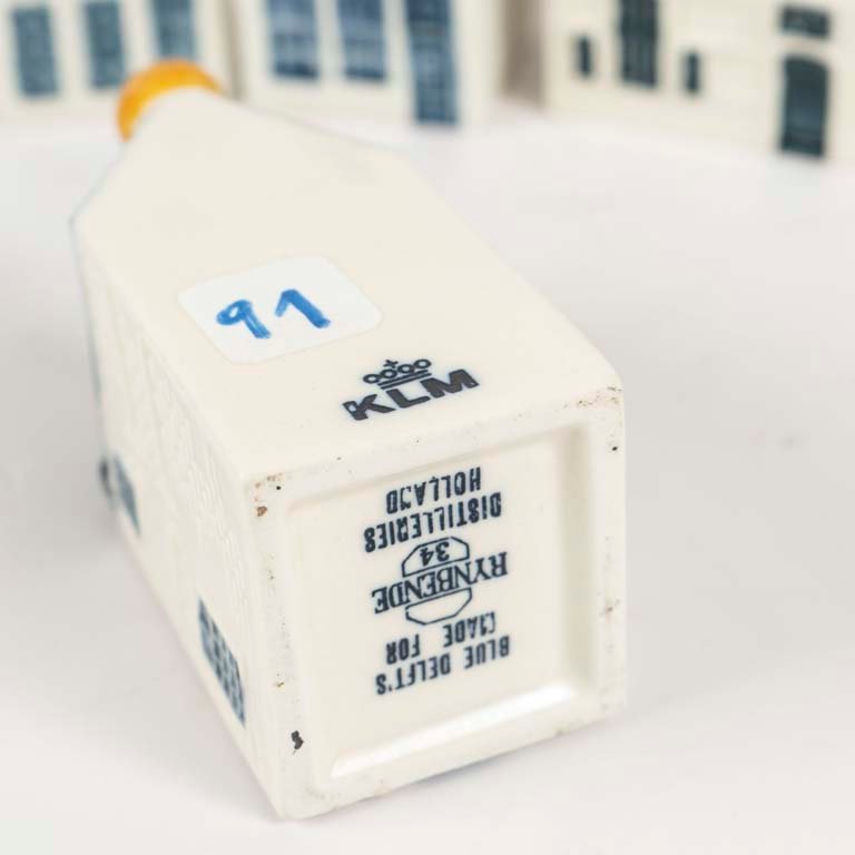 Licoreras de loza holandesa Delft KLM - imagen 2