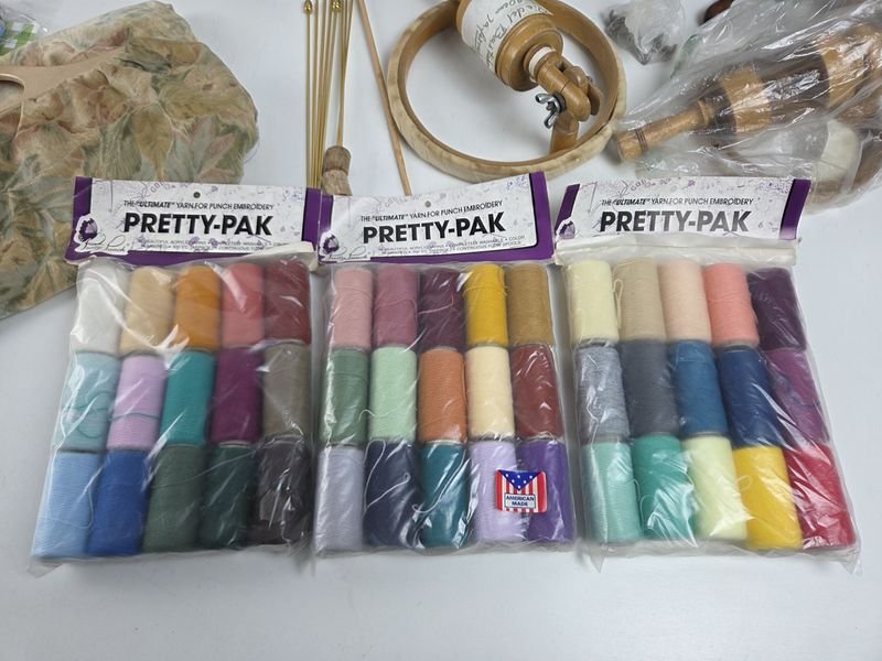 Gran lote de accesorios para costura y tejido - imagen 3