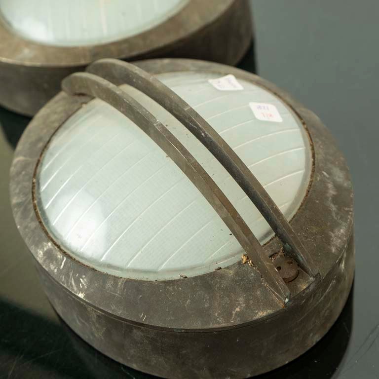 Item 2103919 - Image 1