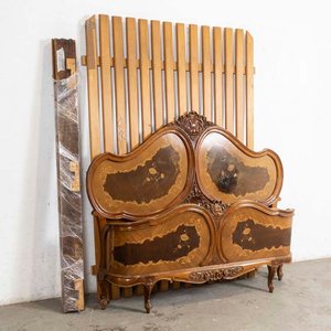 Lote anterior: Cama Francesa Dos Plazas con Marqueterie Floral y Tallas