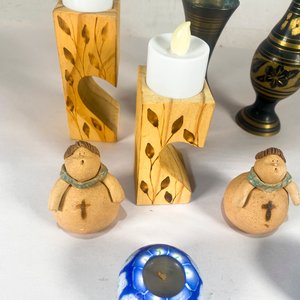 Lote de Floreros, Adornos y Portavelas Variados - imagen 3