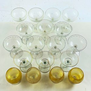 Diecisiete Copas de Cristal Hialino y Ámbar con Detalles Dorados - imagen 2