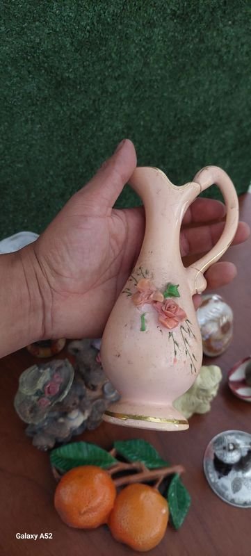 Colección de adornos decorativos y útiles - imagen 9