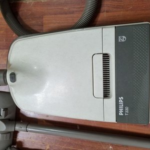 Lote anterior: Aspiradora Philips T330 Blanca y Gris Funcional