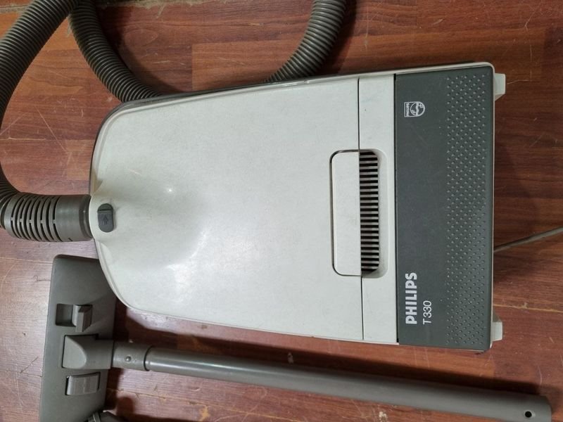 Aspiradora Philips T330 Blanca y Gris Funcional