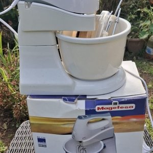 Batidora Eléctrica Doméstica Magefesa Blanca - imagen 1